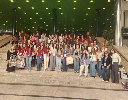 Alunos da área Veterinária participam e apresentam posters no XXI Congresso Internacional Veterinário Montenegro